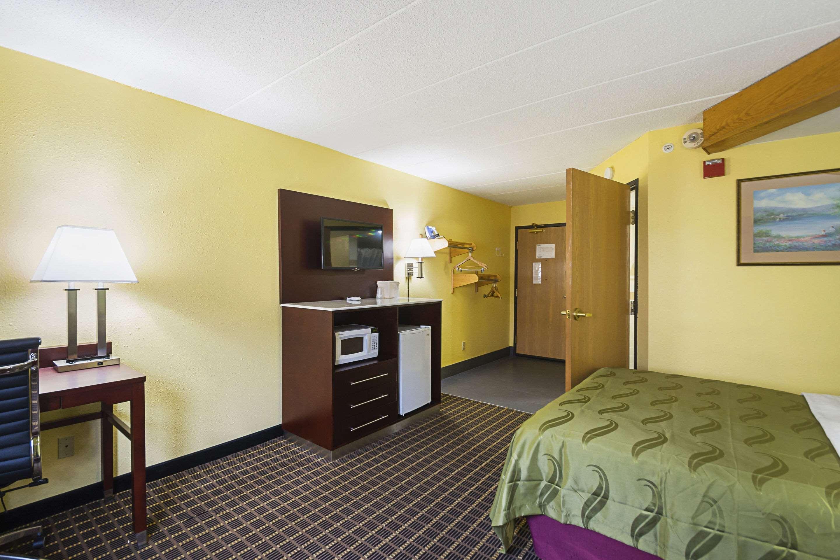 Quality Inn & Suites Harrington - Milford Екстер'єр фото