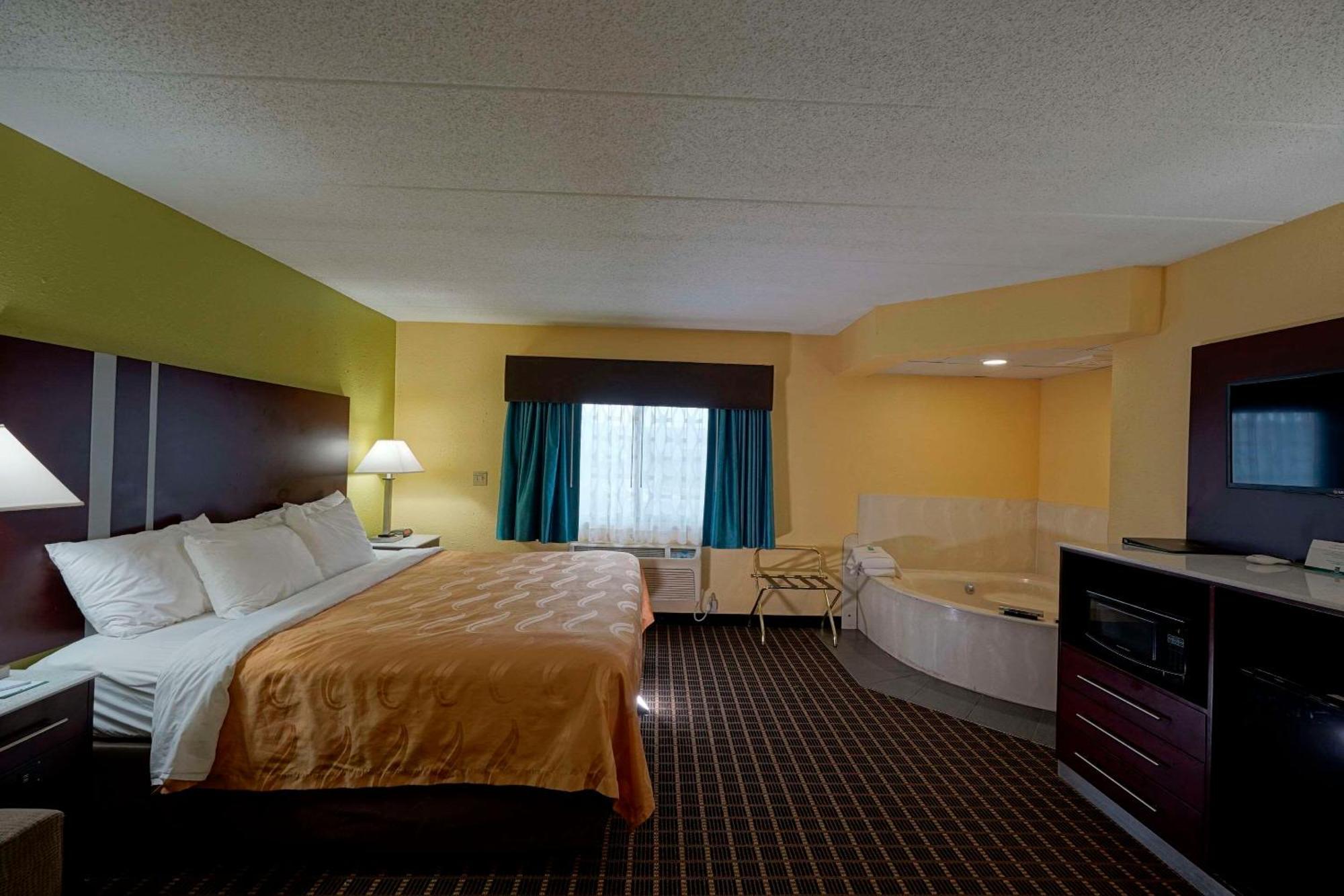 Quality Inn & Suites Harrington - Milford Екстер'єр фото
