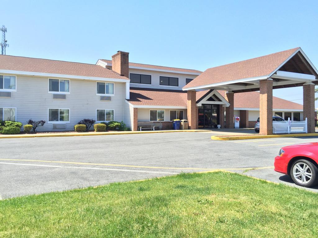 Quality Inn & Suites Harrington - Milford Екстер'єр фото